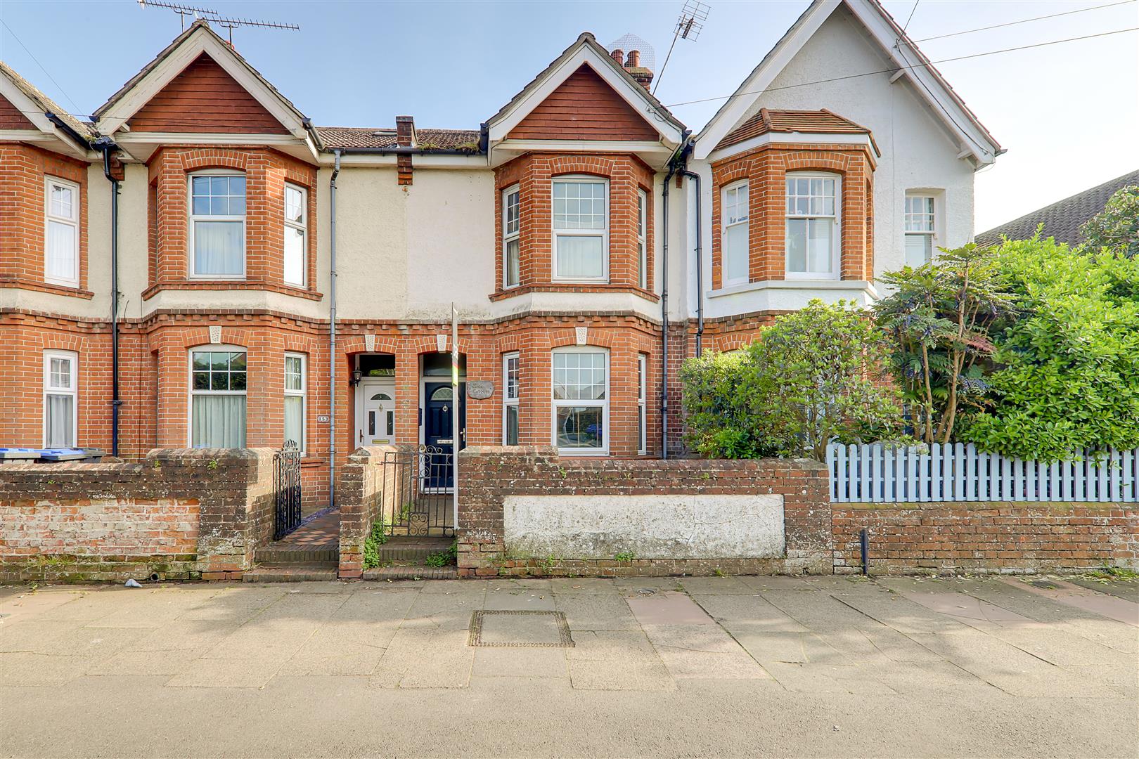 House Mid Terrace Salvington Road, Worthing For Sale Bacon and Co